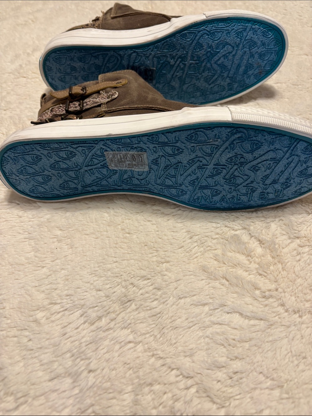 Blowfish Brown Slip-On Canvas High-Top Sneakers with White Sole Sz 11 - Picture 4 of 10